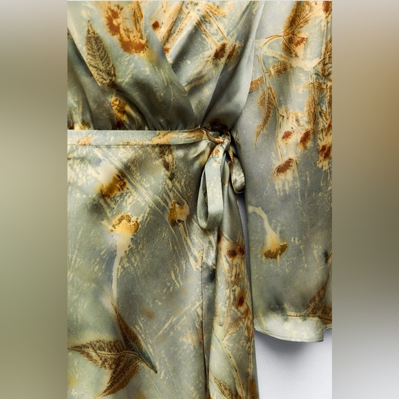 Zara Satin Effect Pareo Dress - Picture 2 of 5